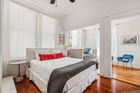 225 Madison San Antonio TX 78204