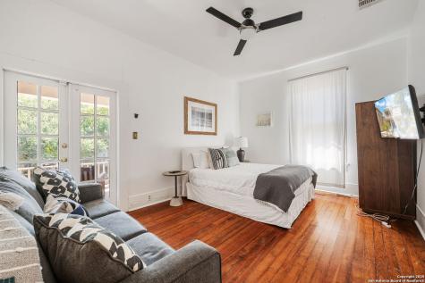 225 Madison San Antonio TX 78204