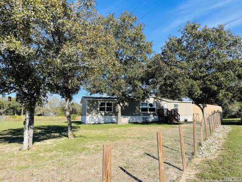 251 Quail Drive La Vernia TX 78121