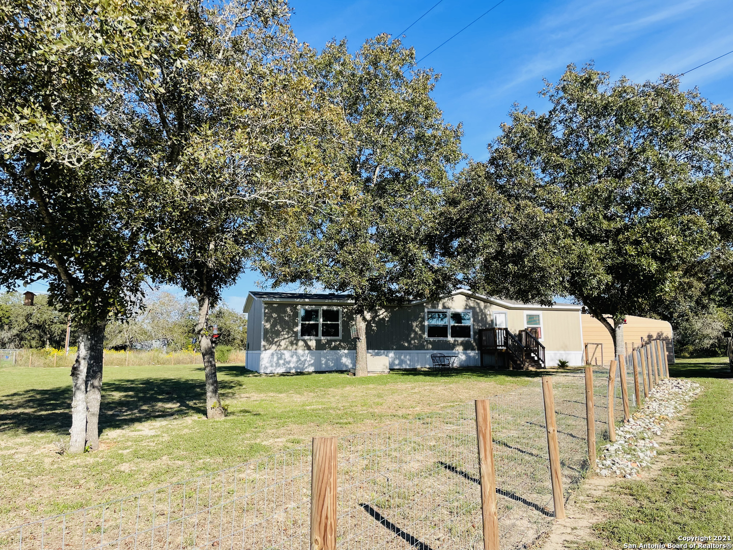251 Quail Drive La Vernia TX 78121
