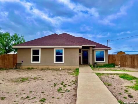 80 Arce Lane Eagle Pass TX 78852