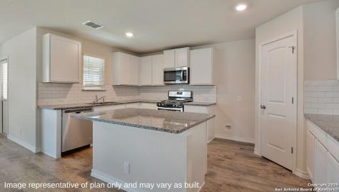 5719 Gray Moore San Antonio TX 78245