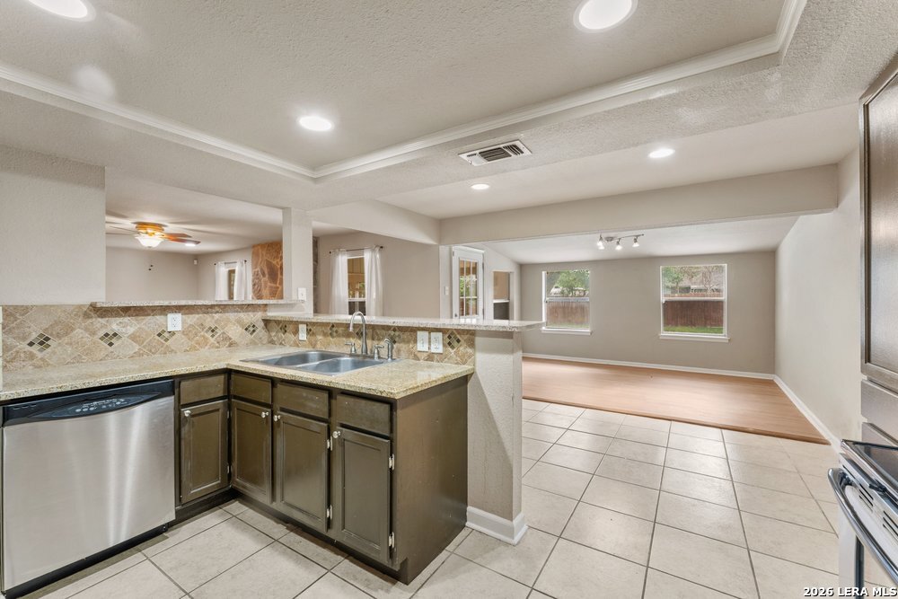 8326 Delphian Drive Universal City TX 78148