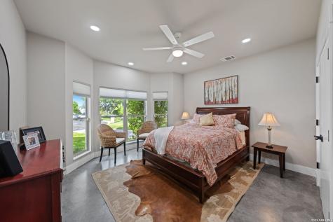 2146 Stone Gate Fredericksburg TX 78624