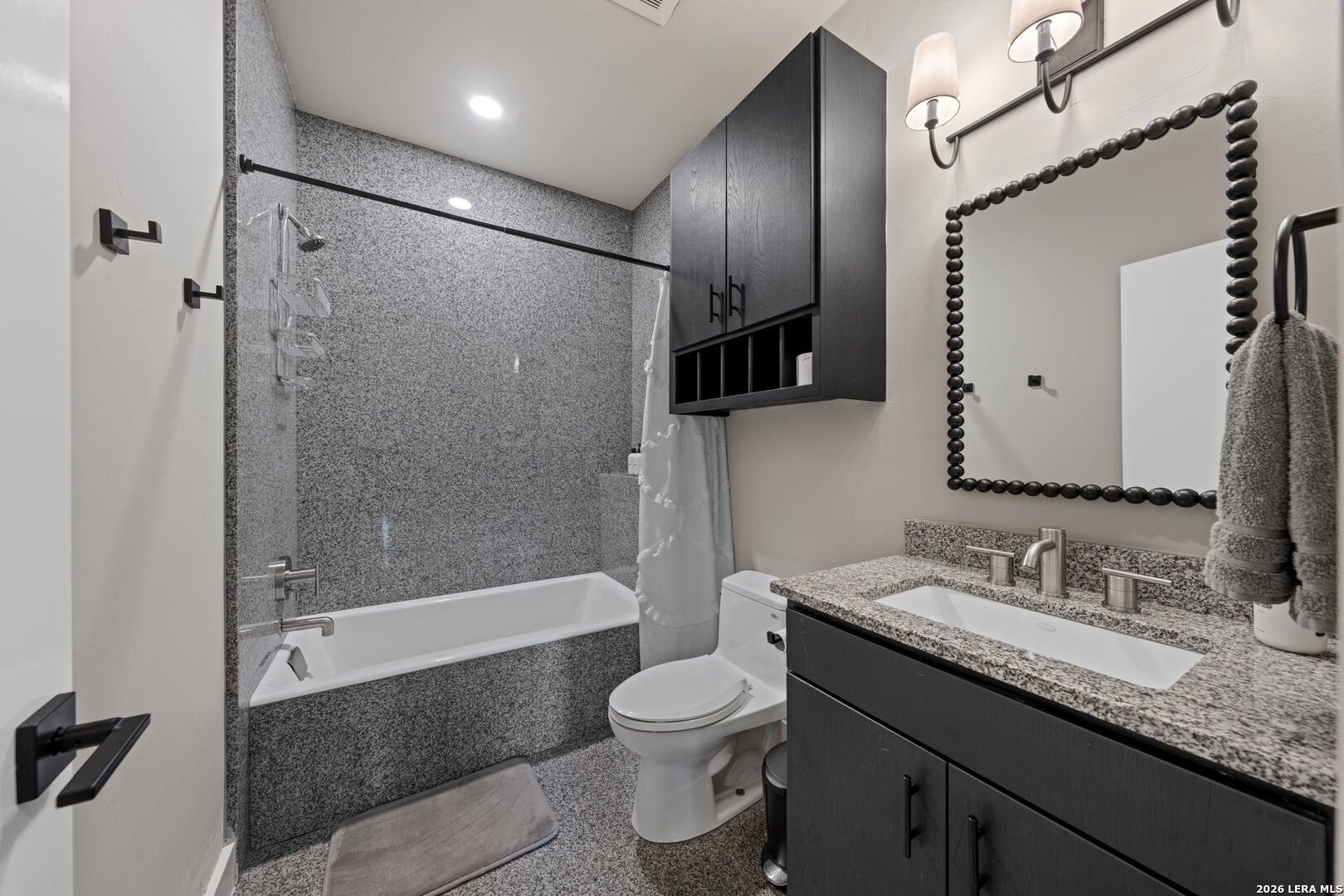 2146 Stone Gate Fredericksburg TX 78624