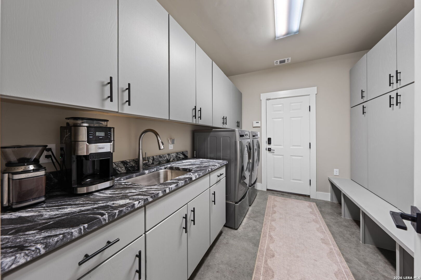 2146 Stone Gate Fredericksburg TX 78624
