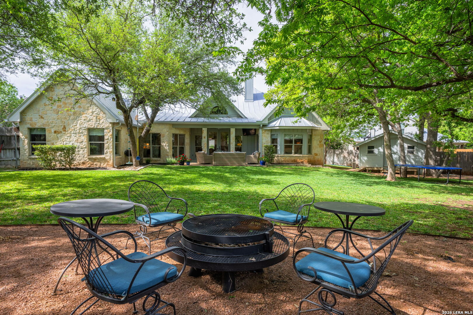 2146 Stone Gate Fredericksburg TX 78624