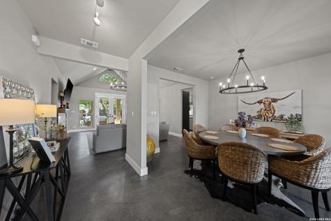 2146 Stone Gate Fredericksburg TX 78624