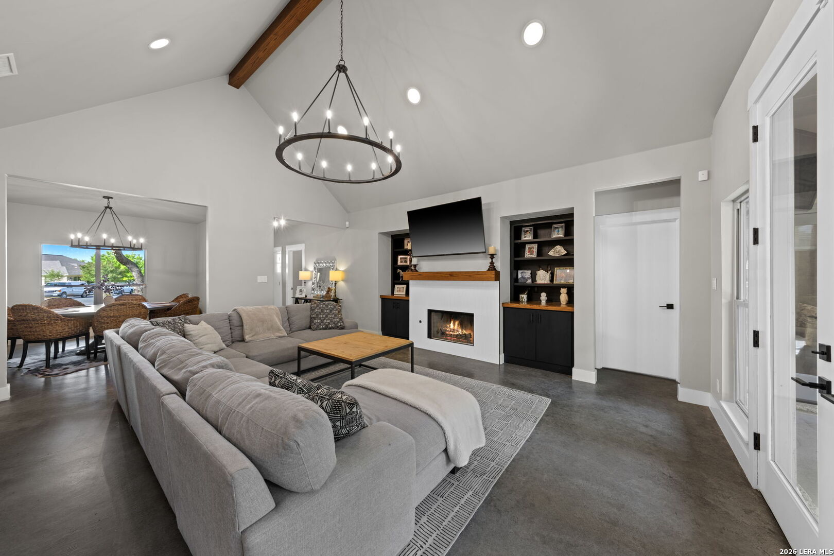 2146 Stone Gate Fredericksburg TX 78624