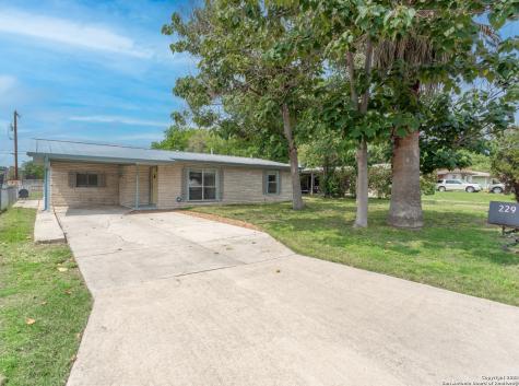 229 Weathercock Lane Windcrest TX 78239