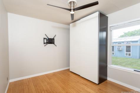 229 Weathercock Lane Windcrest TX 78239