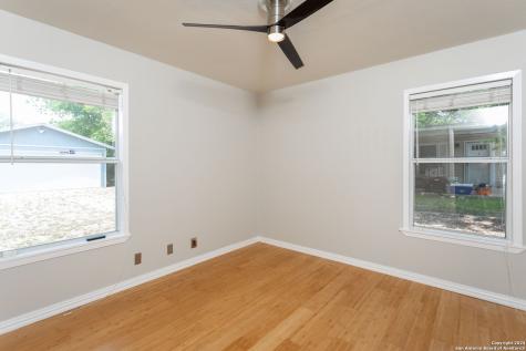229 Weathercock Lane Windcrest TX 78239