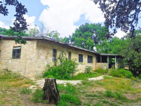 1129 Pine Eagle Lane San Antonio TX 78260