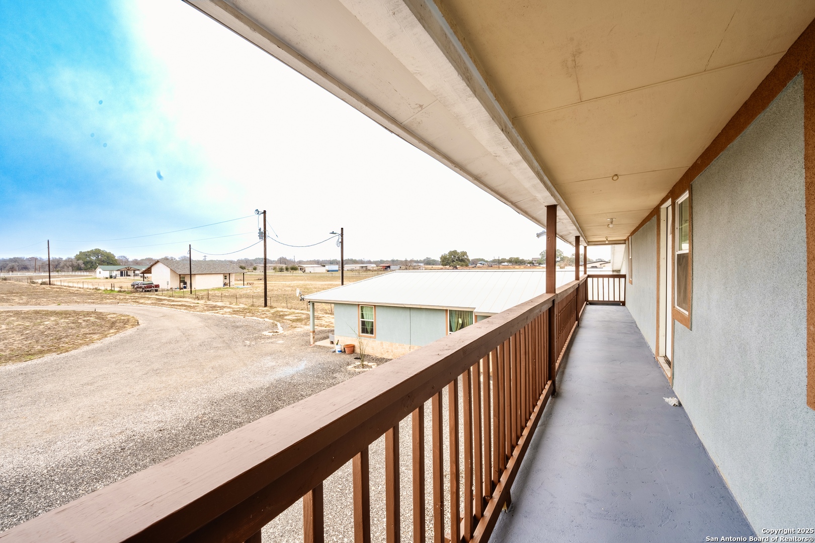 472 County Road 6723 Natalia TX 78059