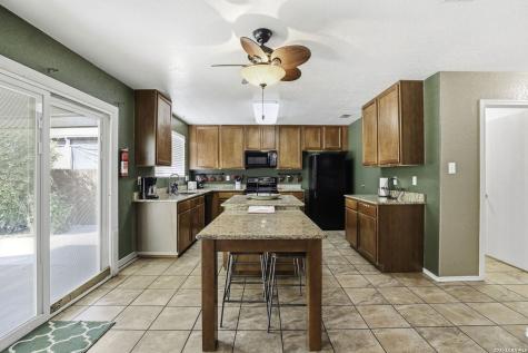 319 Shadbush Street San Antonio TX 78245