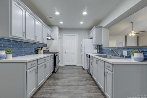 239 Sunnycrest Drive San Antonio TX 78228