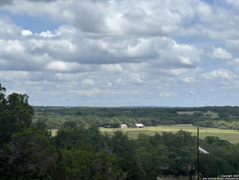 1236 Stallion Springs Fischer TX 78623