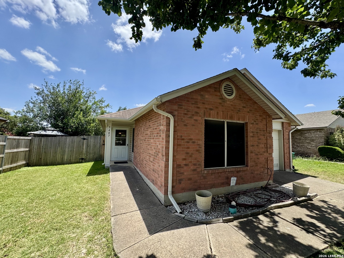 5407 Champions Hill Drive San Antonio TX 78233