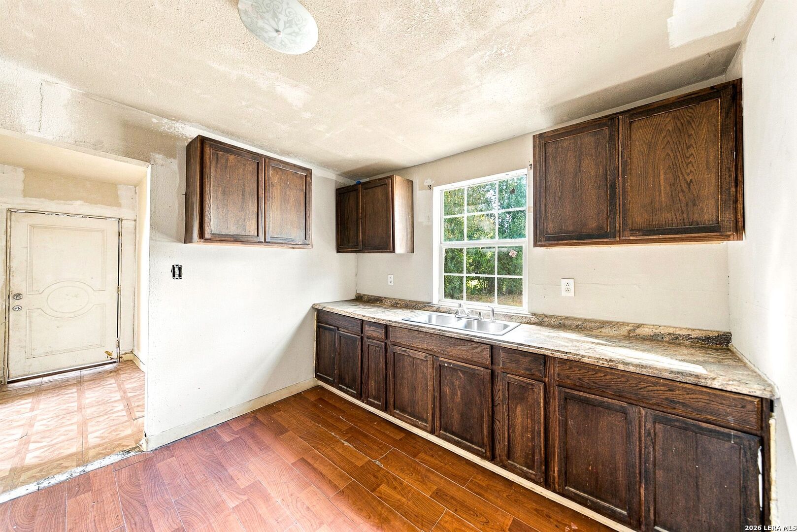 217 W Benbo Street Seguin TX 78155