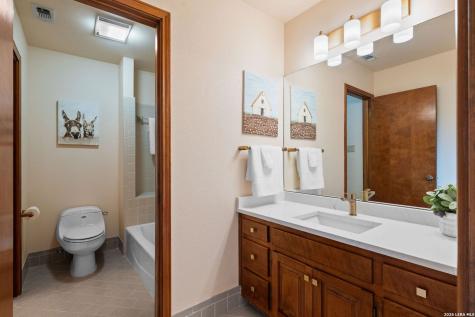 8463 Barron San Antonio TX 78240