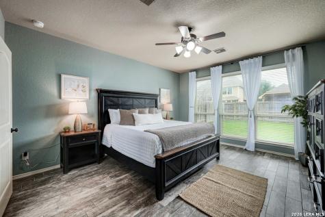2965 Saddlehorn Seguin TX 78155
