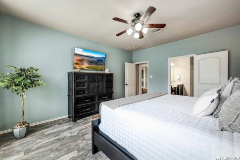 2965 Saddlehorn Seguin TX 78155