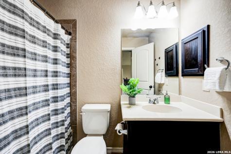 2965 Saddlehorn Seguin TX 78155