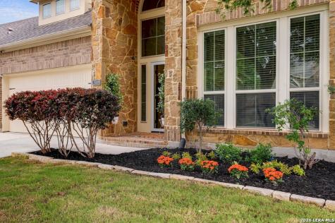2965 Saddlehorn Seguin TX 78155