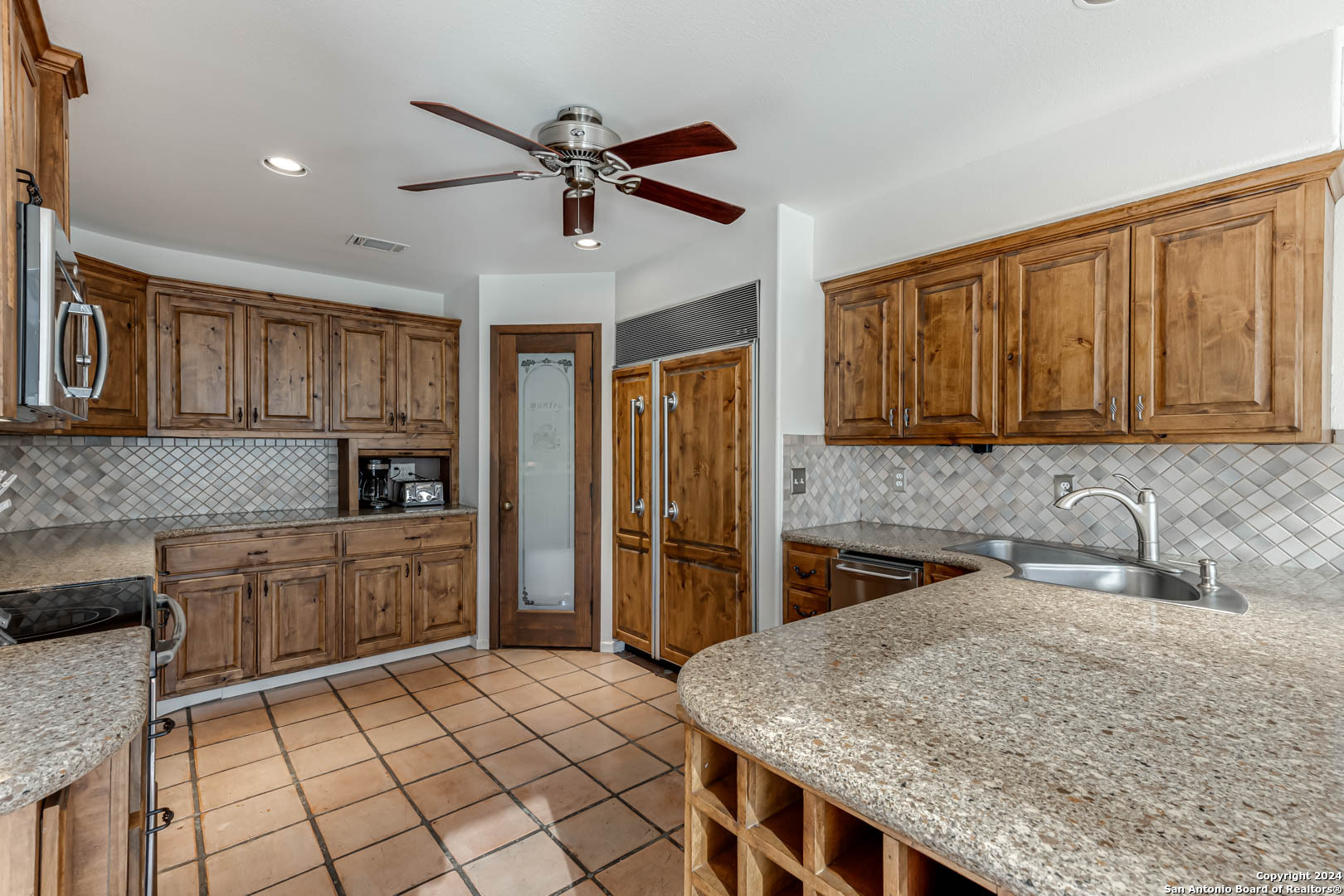 1078/1081 Hillside View New Braunfels TX 78132