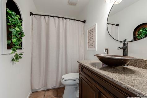 1078/1081 Hillside View New Braunfels TX 78132