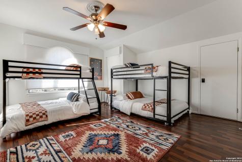 1078/1081 Hillside View New Braunfels TX 78132