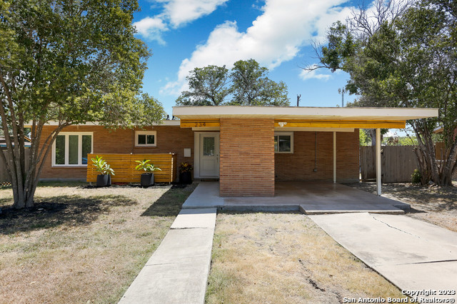 234 Meadowood Lane San Antonio TX 78216