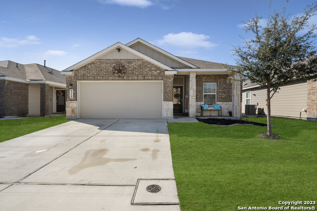 9110 Longhorn Park Converse TX 78109