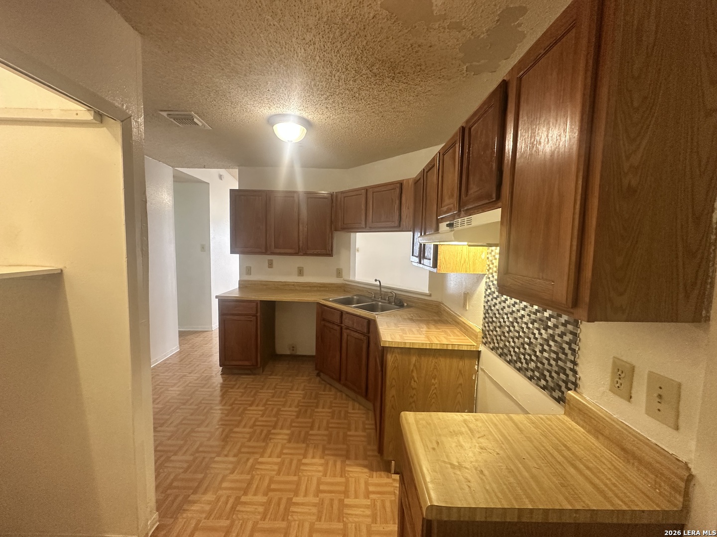 8719 Port Of Call San Antonio TX 78242