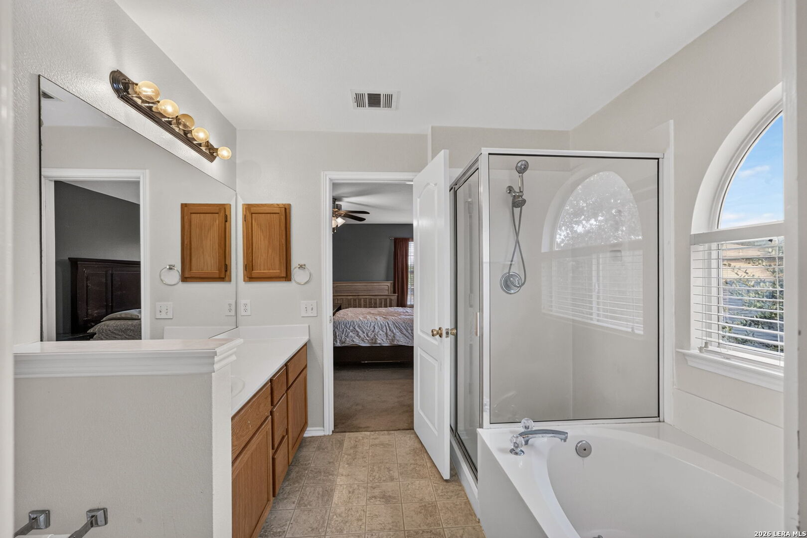 9306 Bartlett Falls San Antonio TX 78250