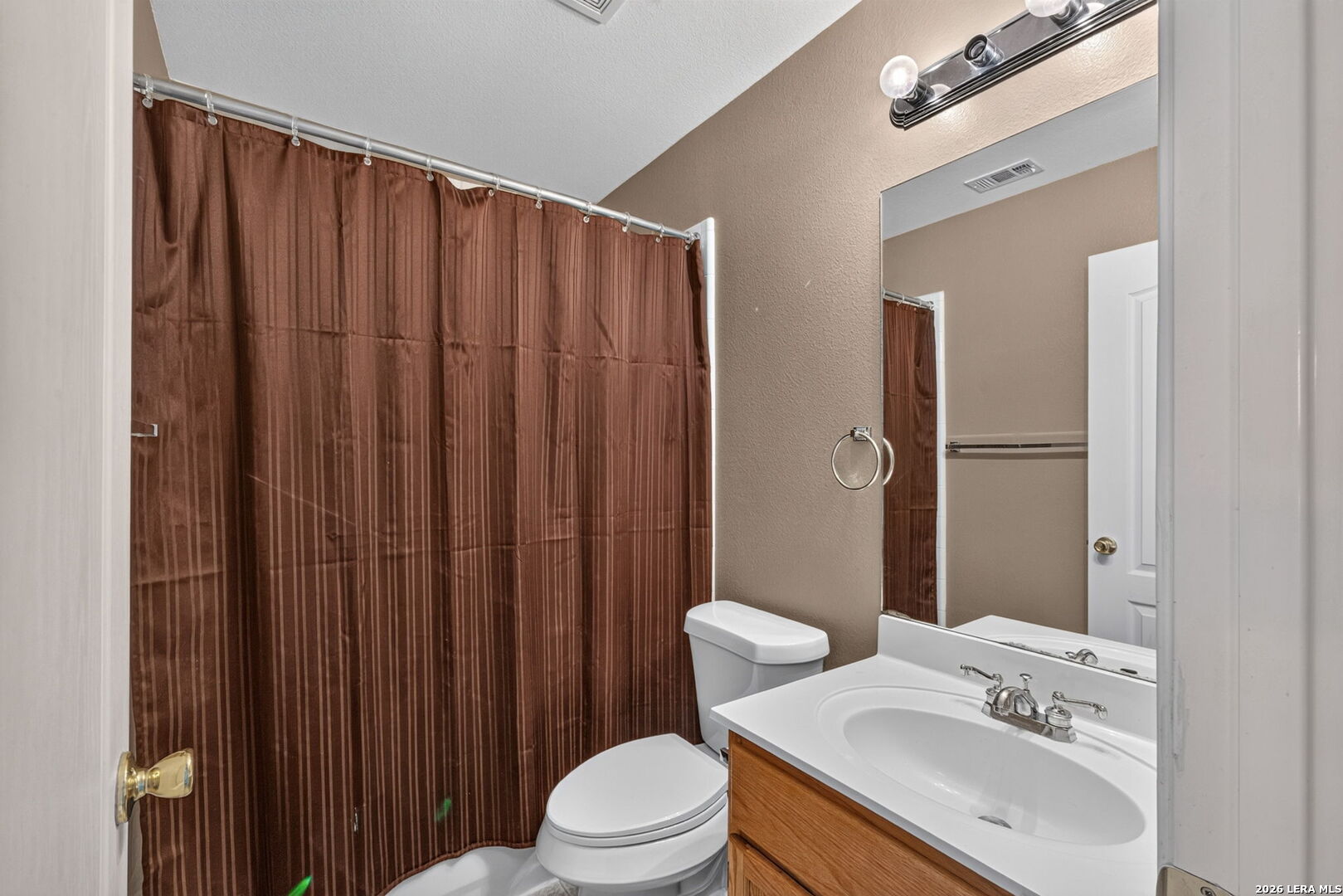 9306 Bartlett Falls San Antonio TX 78250
