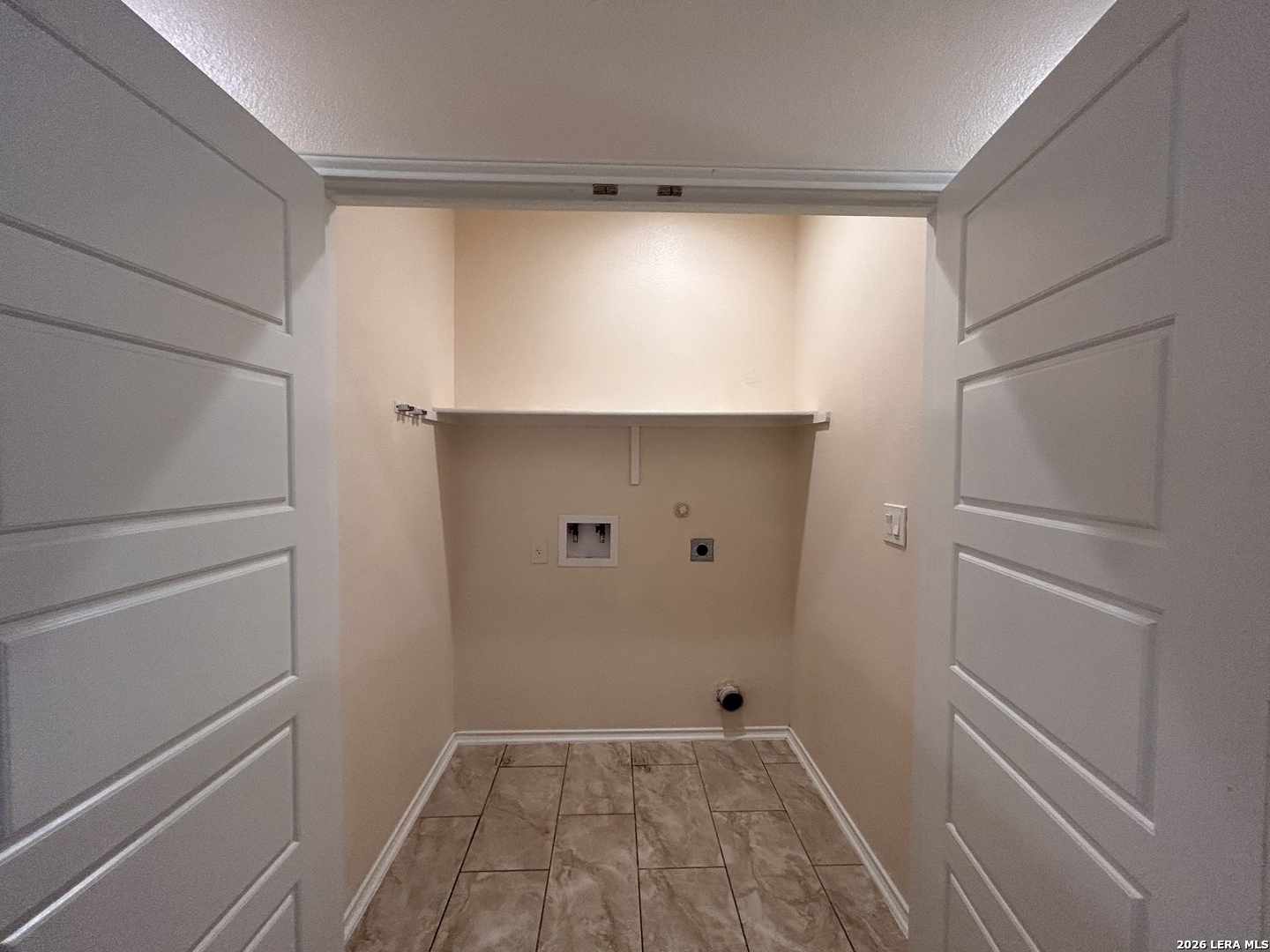 5981 Midcrown Drive San Antonio TX 78218