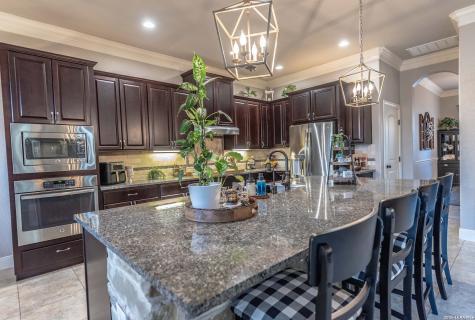 1906 Capella Creek San Antonio TX 78260