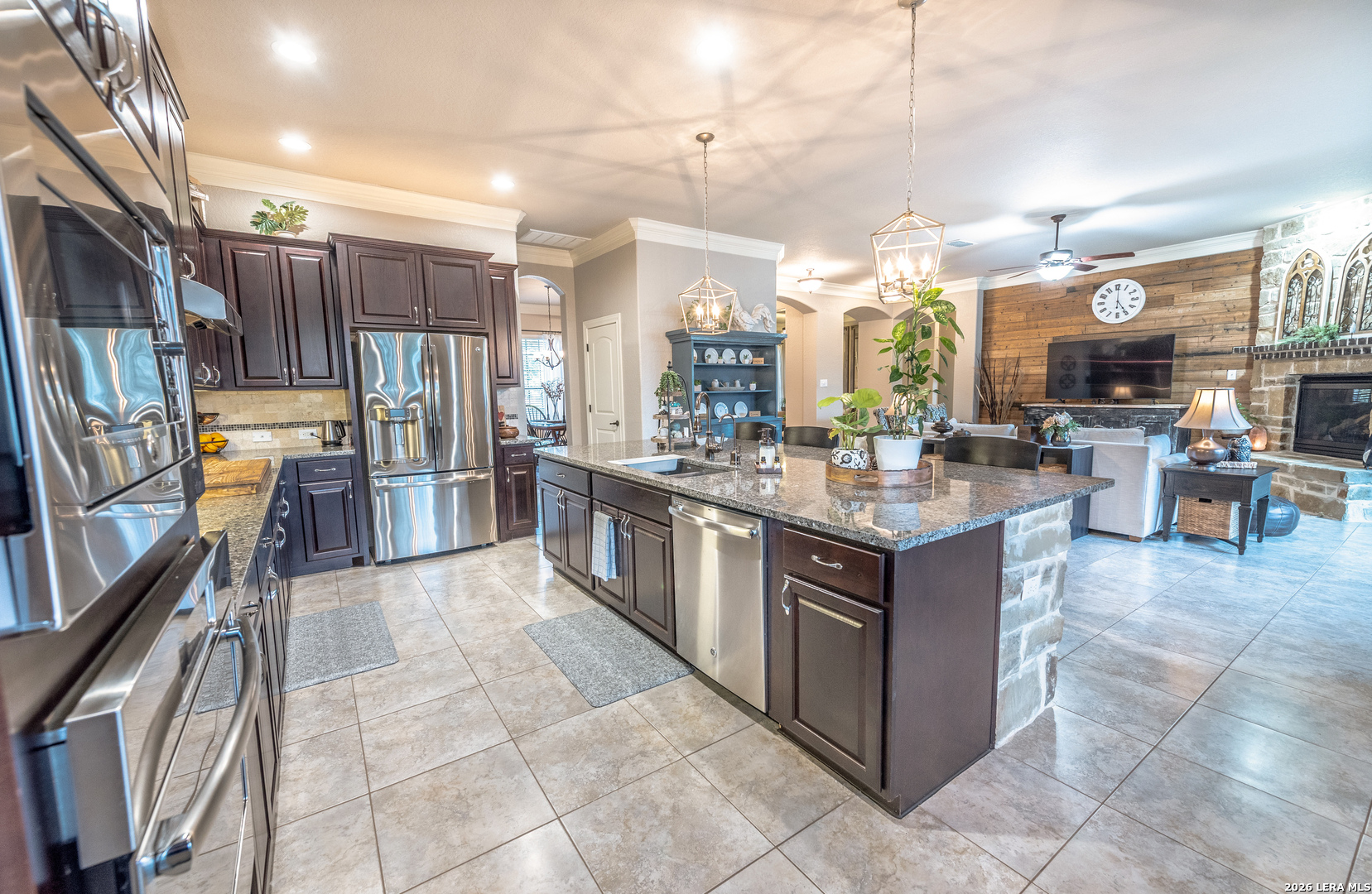 1906 Capella Creek San Antonio TX 78260