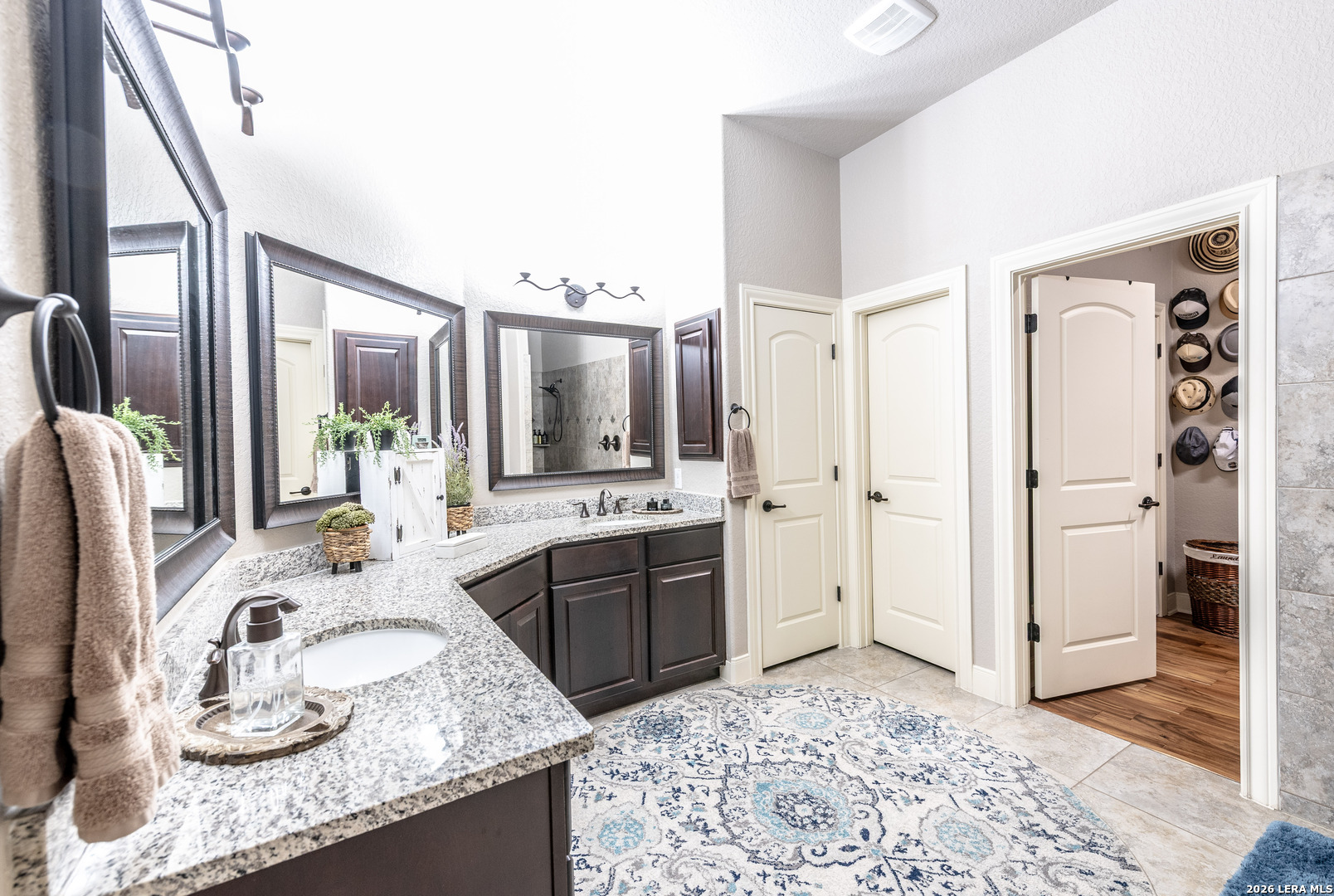 1906 Capella Creek San Antonio TX 78260