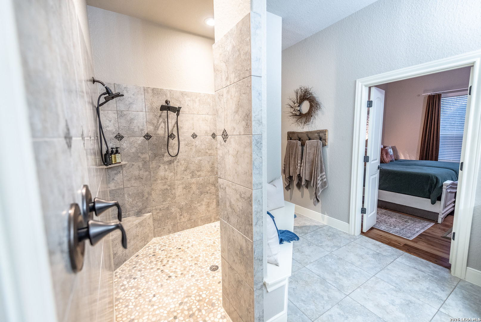 1906 Capella Creek San Antonio TX 78260