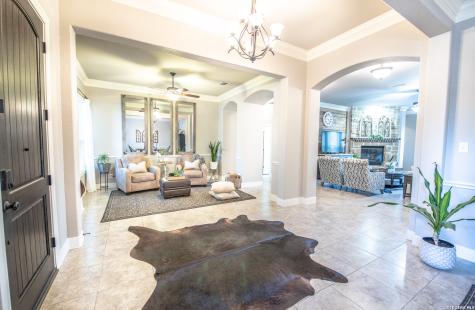 1906 Capella Creek San Antonio TX 78260