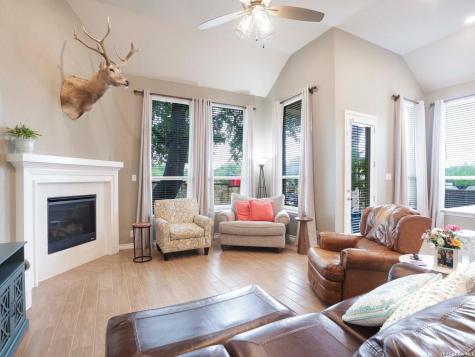 107 Coleto Creek Boerne TX 78006