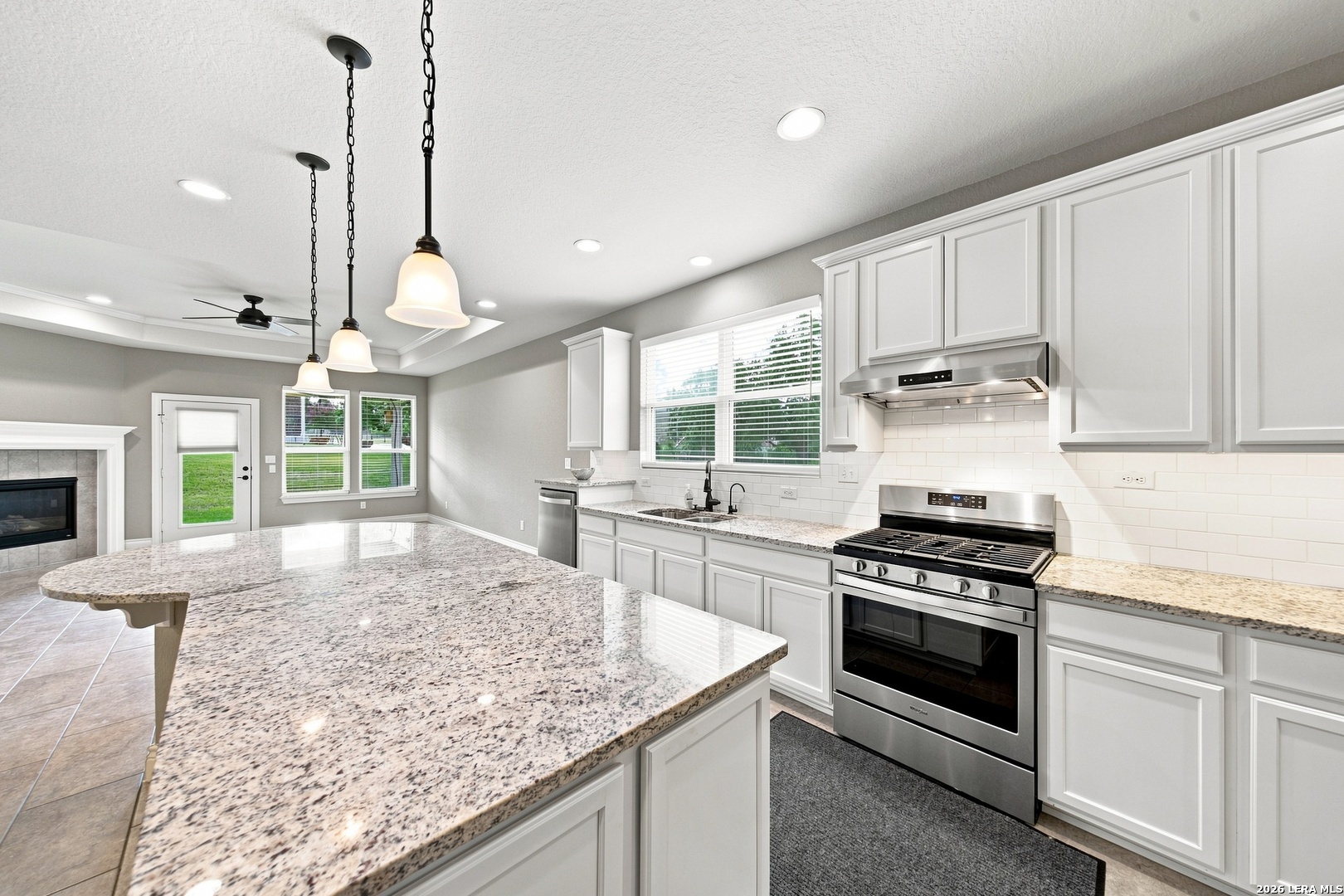 3704 Daisy Spring San Antonio TX 78253