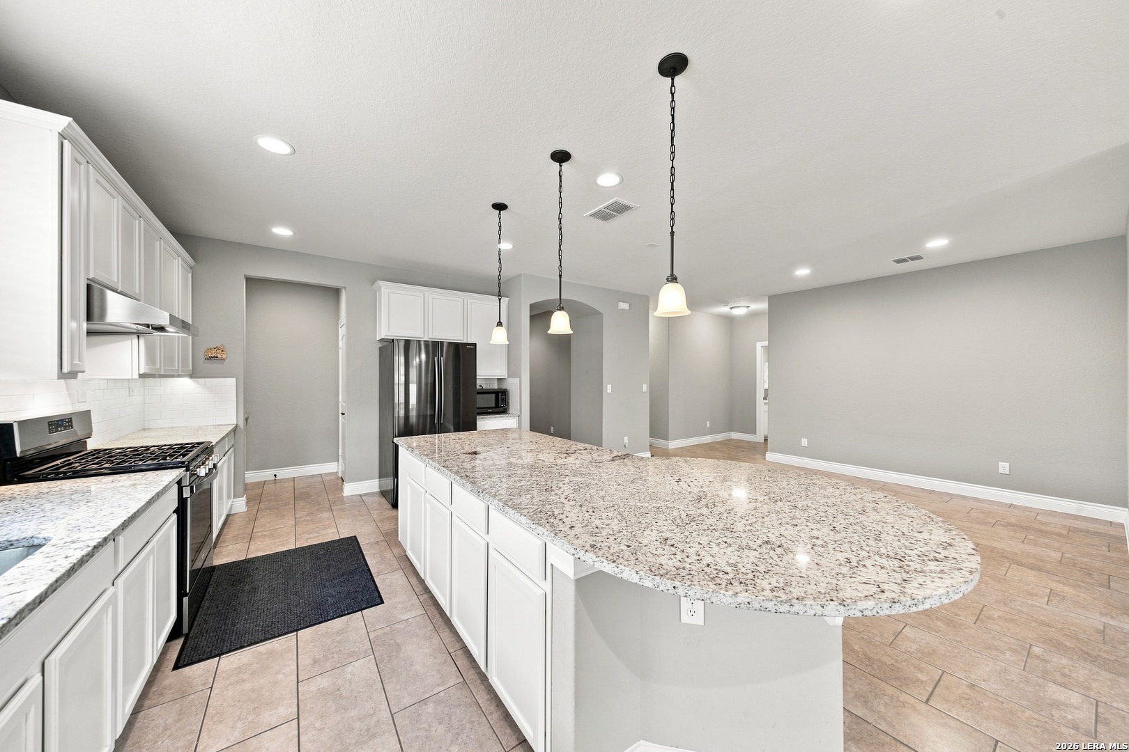 3704 Daisy Spring San Antonio TX 78253