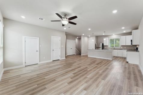21419 Sir Walter San Antonio TX 78256