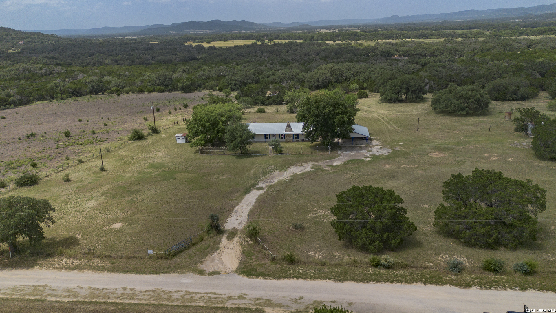 1628 County Road 357 Utopia TX 78884