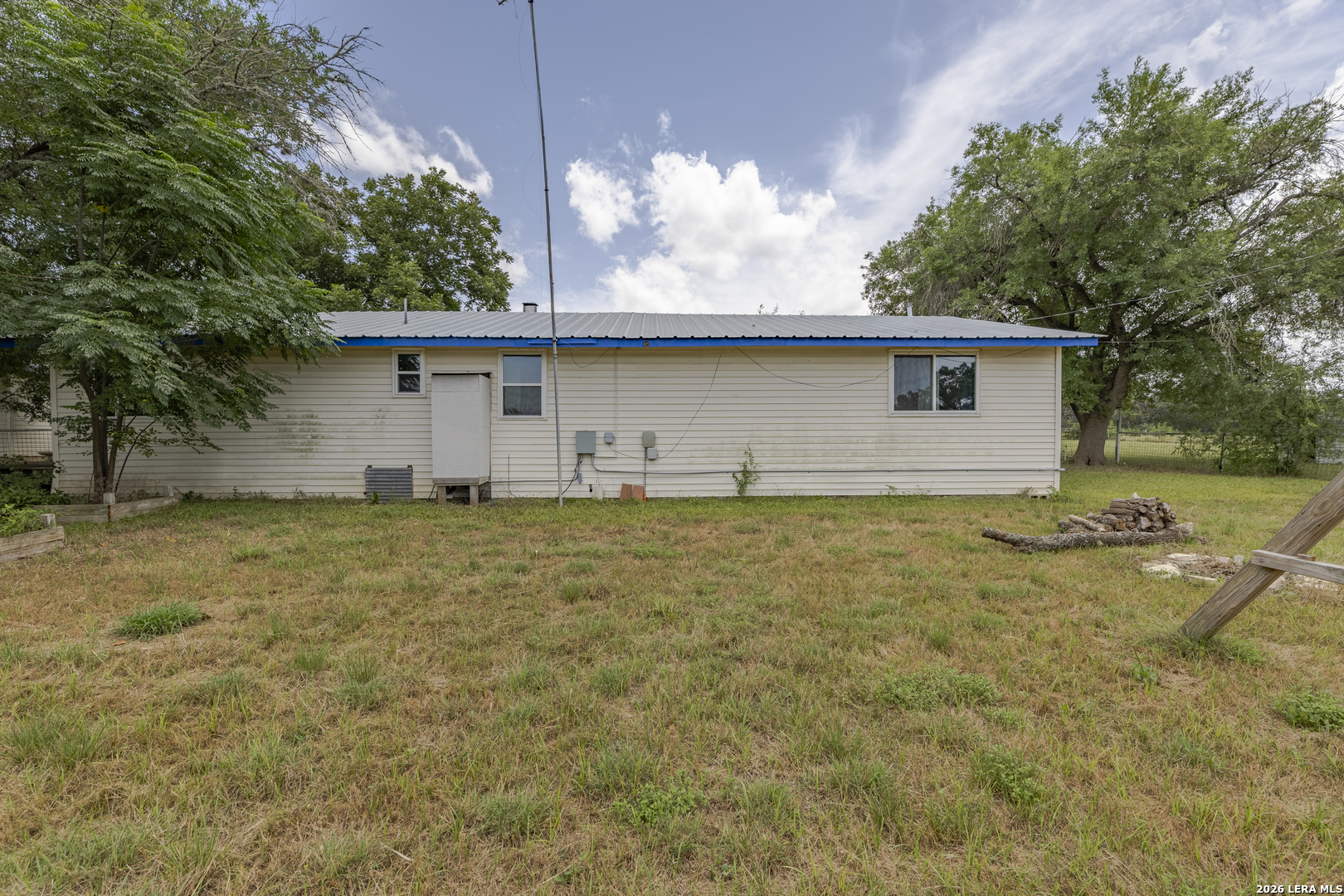 1628 County Road 357 Utopia TX 78884