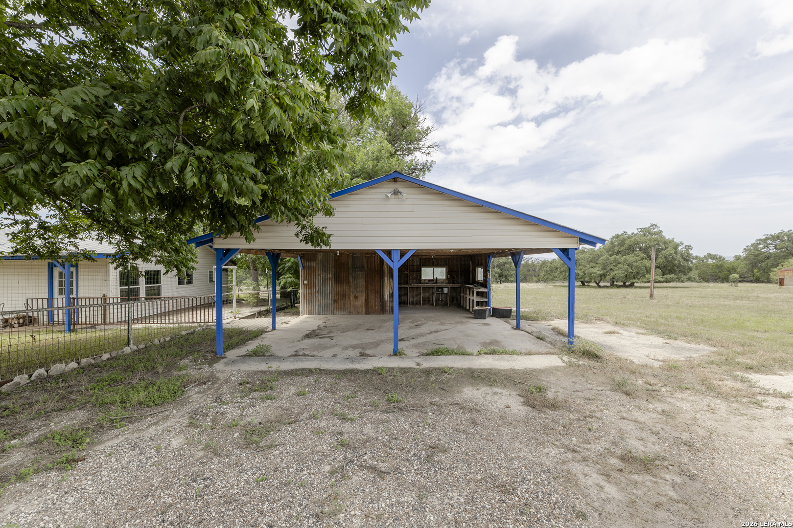 1628 County Road 357 Utopia TX 78884