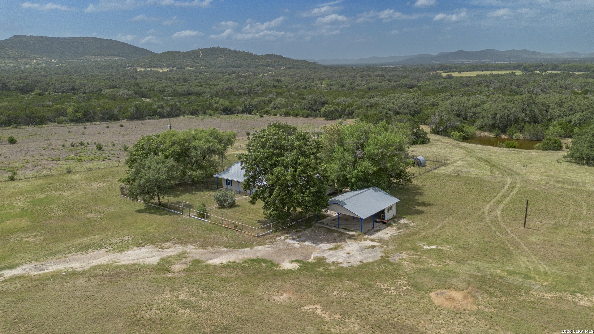 1628 County Road 357 Utopia TX 78884